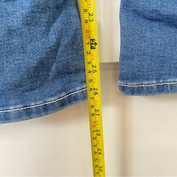 SHYANNE Western Country Rodeo Embroidered Flare Jeans Women's Size 29 - Picture 9 of 9